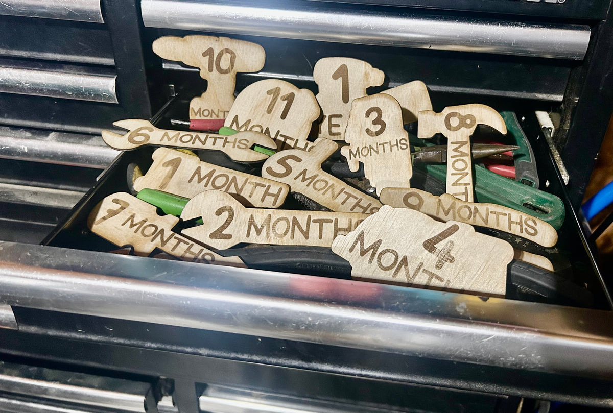 Tools Baby Monthly Milestones